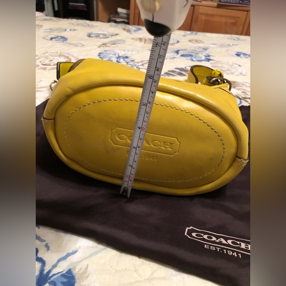 Mustard Yellow Coach Shoulder Purse - Picture 5 of 6